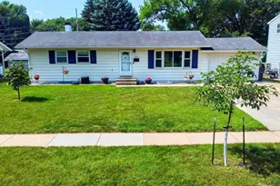 525 Maple Ln, Moorhead, MN 56560 - Photo 1