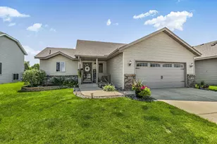 1058 Voyageur St, Saint Cloud, MN 56303 - Photo 1