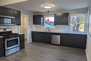 1093 Breen St, Saint Paul, MN 55106 - Photo 1