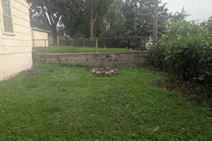 1093 Breen St, Saint Paul, MN 55106 - Photo 7