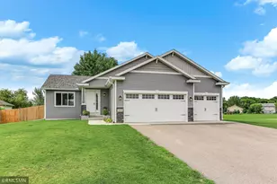 905 Beech Ln S, Annandale, MN 55302 - Photo 1