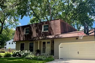 1875 Terracewood Dr NW, Rochester, MN 55901 - Photo 1