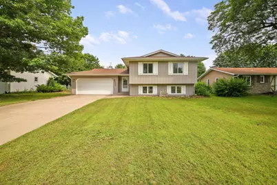 5524 84th Avenue N, Brooklyn Park, MN 55443 - Photo 1