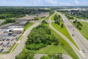 61X Pierce St, Anoka, MN 55303 - Photo 11