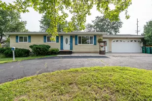 311 N Walnut St, Belle Plaine, MN 56011 - Photo 1