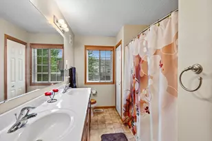 15656 Emerald Dr N, Hugo, MN 55038 - Photo 23