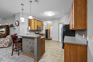 15656 Emerald Dr N, Hugo, MN 55038 - Photo 11