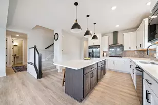 17660 Jett Circle SE, Prior Lake, MN 55372 - Photo 5