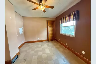 109 White Street N, Comfrey, MN 56019 - Photo 21