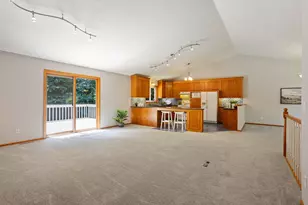 18525 County Rd 24, Plymouth, MN 55447 - Photo 5