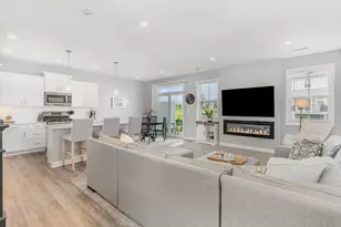 14105 Aberdeen Wy, Rosemount, MN 55068 - Photo 1