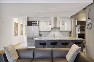 345 6th Ave N, Minneapolis, MN 55401 - Photo 3