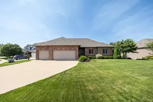 4550 Summit Pointe Pl NW, Rochester, MN 55901 - Photo 1