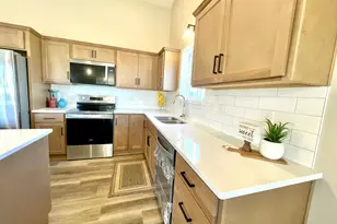 602 9th St, Wanamingo, MN 55983 - Photo 9