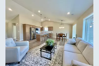 602 9th Street, Wanamingo, MN 55983 - Photo 9