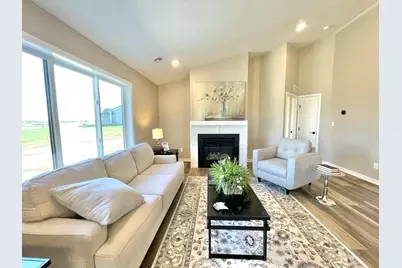 602 9th Street, Wanamingo, MN 55983 - Photo 7
