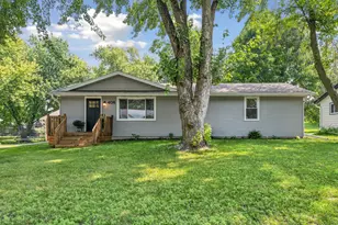 406 Adams Dr W, Norwood Young America, MN 55397 - Photo 1