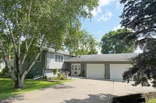 565 Lake Dr W, Annandale, MN 55302 - Photo 1