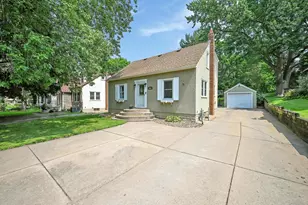 1918 Flandrau St, Maplewood, MN 55109 - Photo 1