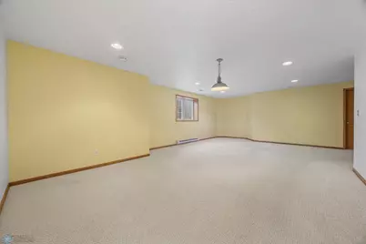 326 44th Avenue S, Moorhead, MN 56560 - Photo 17