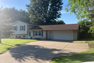 680 Lynwood Street SW, Owatonna, MN 55060 - Photo 1