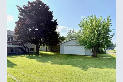 402 6th Street SW, Little Falls, MN 56345 - Photo 5