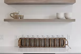 870 Mount Curve Blvd, Saint Paul, MN 55116 - Photo 19