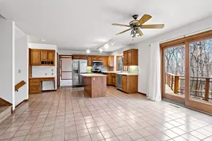 5515 Yorktown Ln N, Plymouth, MN 55442 - Photo 15