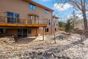 5515 Yorktown Ln N, Plymouth, MN 55442 - Photo 35