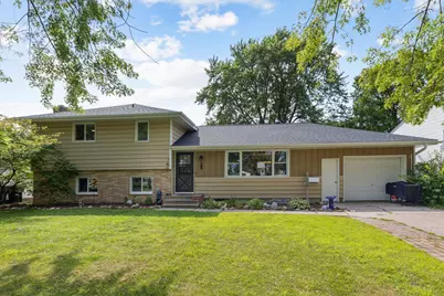1805 Knight Avenue N, Glencoe, MN 55336 - Photo 1