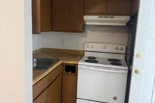 1109 10th St N, Fargo, ND 58102 - Photo 7