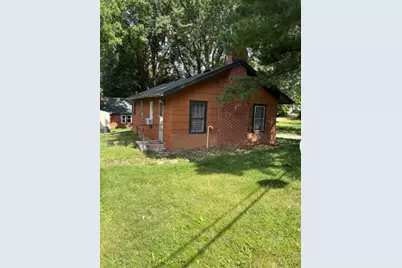 87 Juniper Street, Mahtomedi, MN 55115 - Photo 1