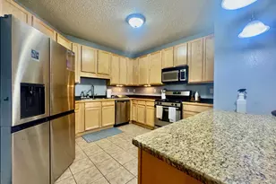 619 8th Street SE, Minneapolis, MN 55414 - Photo 3