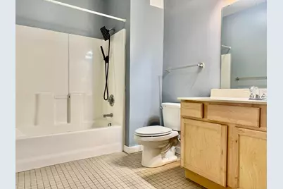 619 8th Street SE #115, Minneapolis, MN 55414 - Photo 17