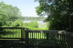 5261 Twin Lake Blvd E, Brooklyn Center, MN 55429 - Photo 9