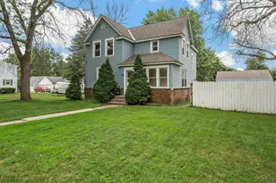 1302 8th Ave NW, Austin, MN 55912 - Photo 5