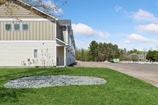 425 W 8th St, New Richmond, WI 54017 - Photo 39