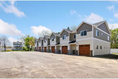 425 W 8th Street #23, New Richmond, WI 54017 - Photo 29