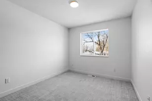 425 W 8th St, New Richmond, WI 54017 - Photo 13