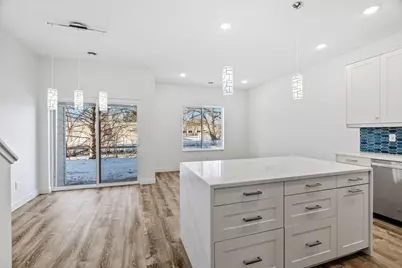 425 W 8th Street #21, New Richmond, WI 54017 - Photo 5