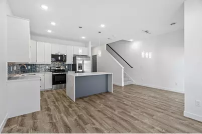 425 W 8th Street #21, New Richmond, WI 54017 - Photo 3