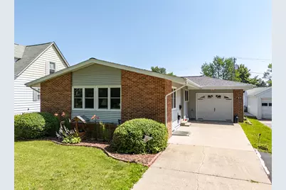 612 Walsh Street, Crookston, MN 56716 - Photo 1