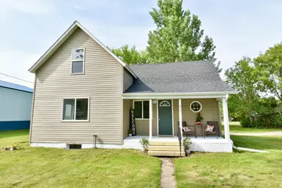 435 Clark Street W, Eagle Bend, MN 56446 - Photo 1