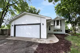 13343 91st Pl N, Maple Grove, MN 55369 - Photo 1