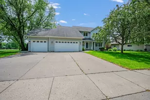 2326 Snowbird Ln, North Mankato, MN 56003 - Photo 3