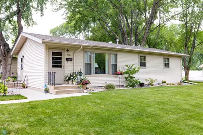 2926 Edgewood Drive N, Fargo, ND 58102 - Photo 1