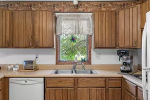 7996 Corey Path, Inver Grove Heights, MN 55076 - Photo 15