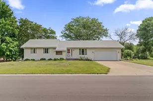 7996 Corey Path, Inver Grove Heights, MN 55076 - Photo 3