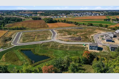 1738 Oak Creek Pass, Chaska, MN 55318 - Photo 59