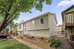 3547 Pilgrim Ln N, Plymouth, MN 55441 - Photo 1